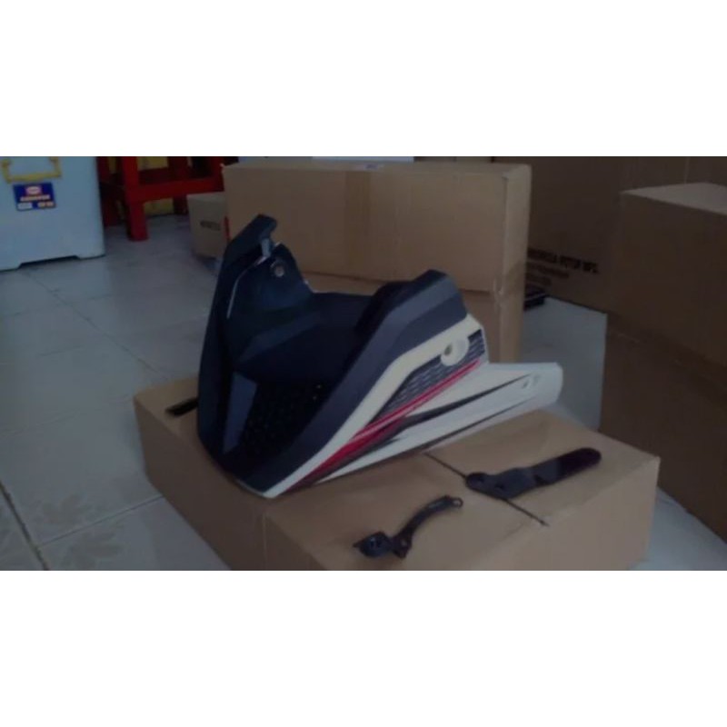 Undercowl new vixion old vixion model advance, cover engine model advance vixion - MF Variasi Motor