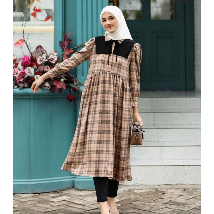 Geulis - Karnika midi dress - Ryssa top