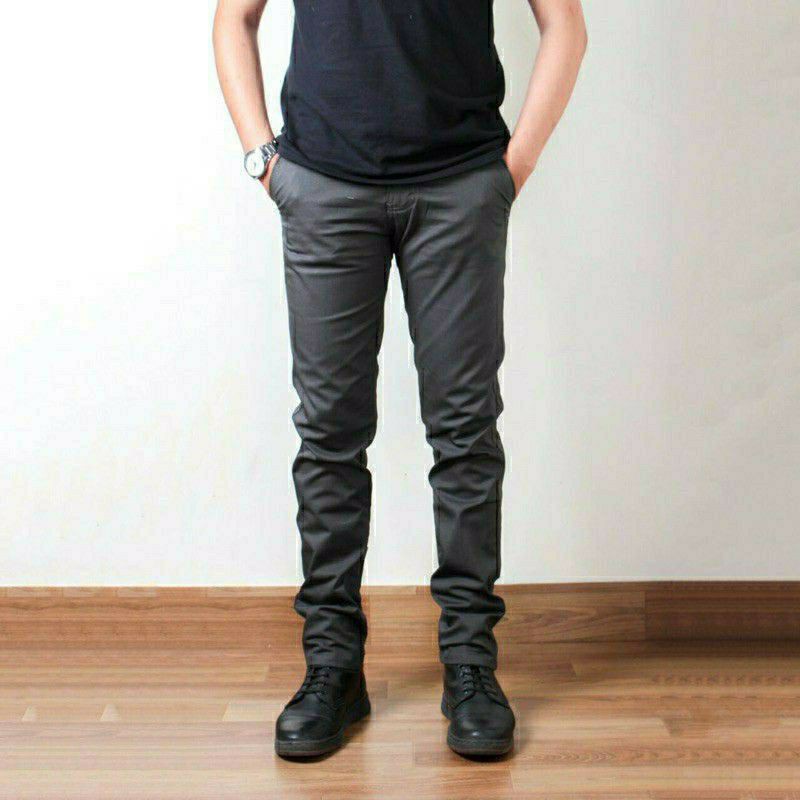 PULLBEAR - Celana Chino Panjang Pria Original Slimfit Bahan Halus