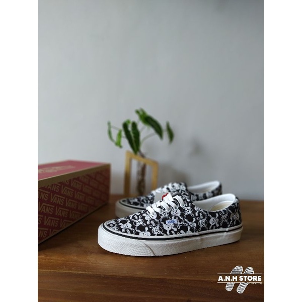 Vans Era 95 DX Anaheim OG Skull Black/White