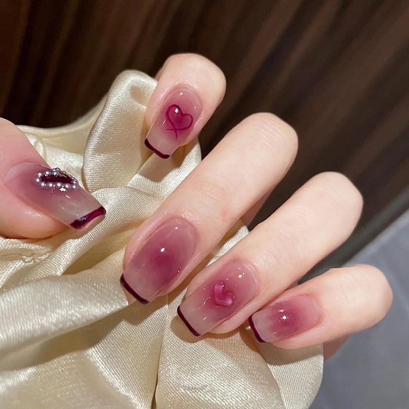 24pcs / Kotak Kuku Palsu Transparan Aksen Hati Berlian Imitasi Untuk Dekorasi Nail Art