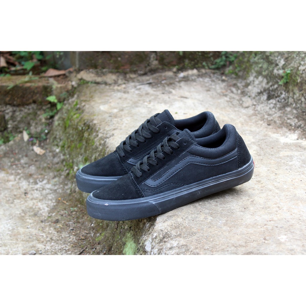 SEPATU VANS AUTHENTIC FULL BLACK HITAM POLOS WHITE PUTIH OLDSKOOL ERA IC IFC DT