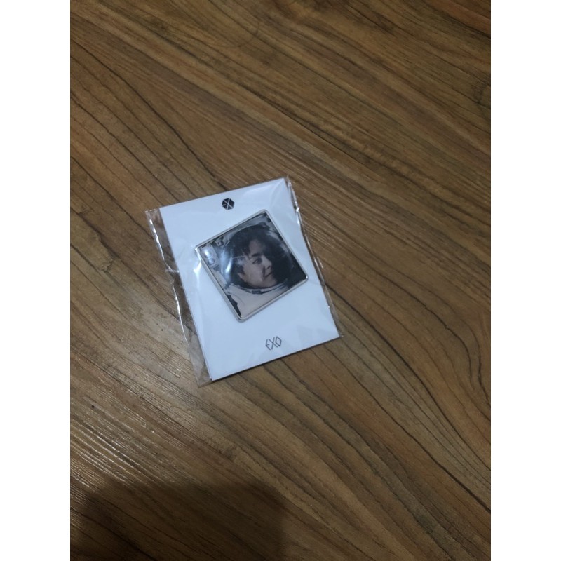 EXO XIUMIN SING FOR YOU BADGE