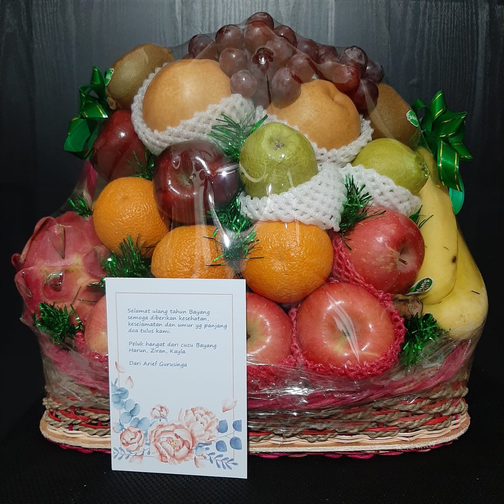 

PROMO PAKET PARSEL BUAH. Parcel Buah Segar BESAR Gratis Print Photo ukuran 4R atau Kartu Ucapan bergambar 013