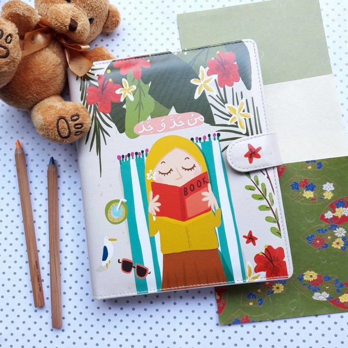 

LARIS BINDER PRINTING MUSLIMAH A5 20 RING CRABLE STATIONERY MURAH