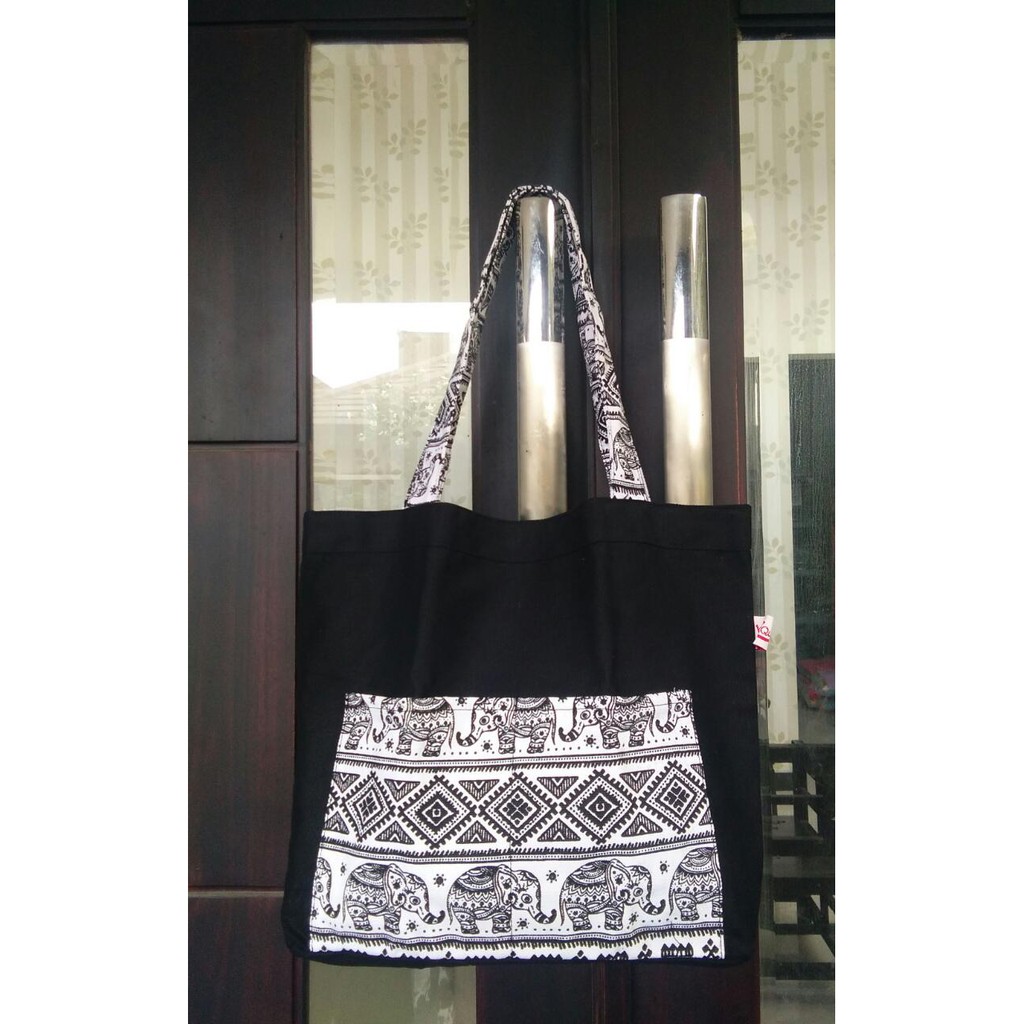 Tas Tote bag Kanvas / Raquer Totebag / Tas jinjing / Motif kekinian