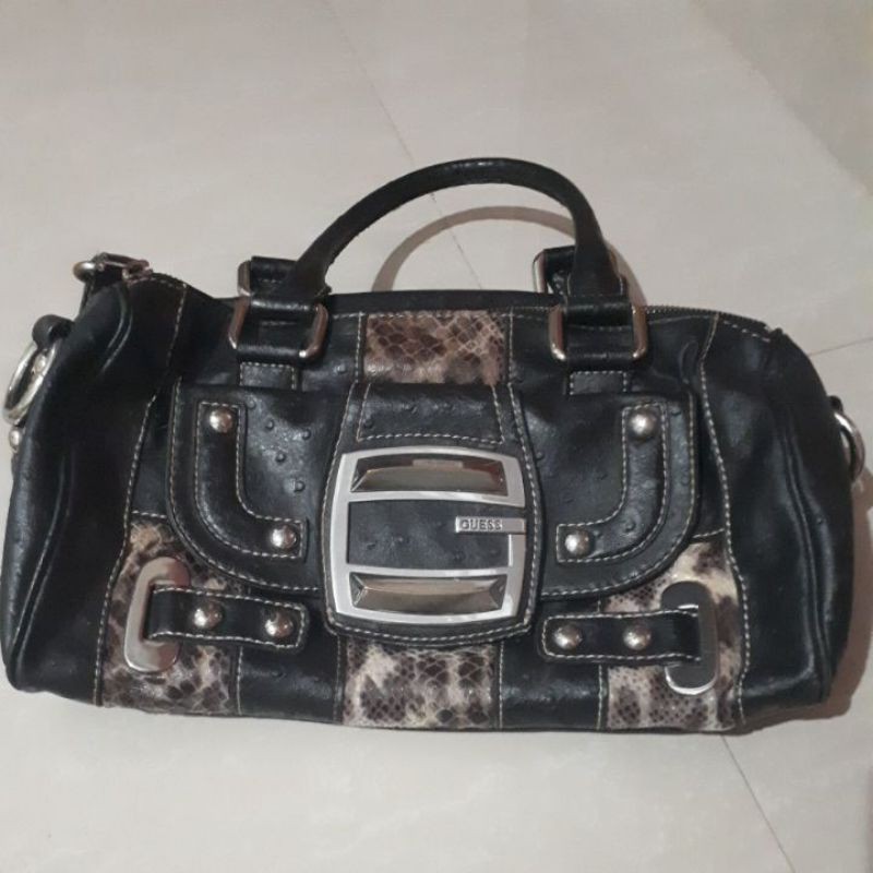 Hand bag / Tas tangan wanita Preloved Guess original