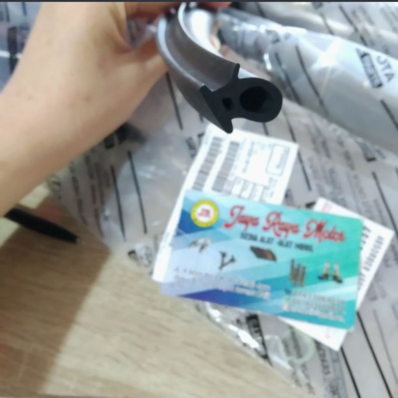 Karet pintu karet Spon Kijang karet Universal Karet Mobil