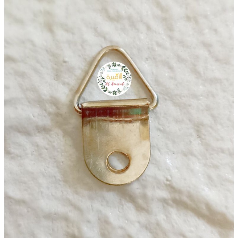 gantungan/cantelan pigura + Sekrup