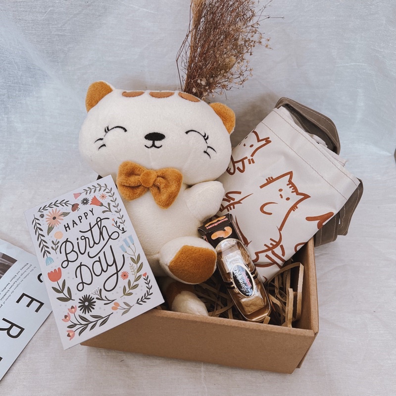 kado ulang tahun / kado pacar / hampers murah/ special price