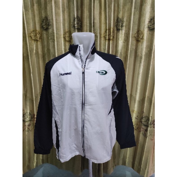 Jaket Hummel