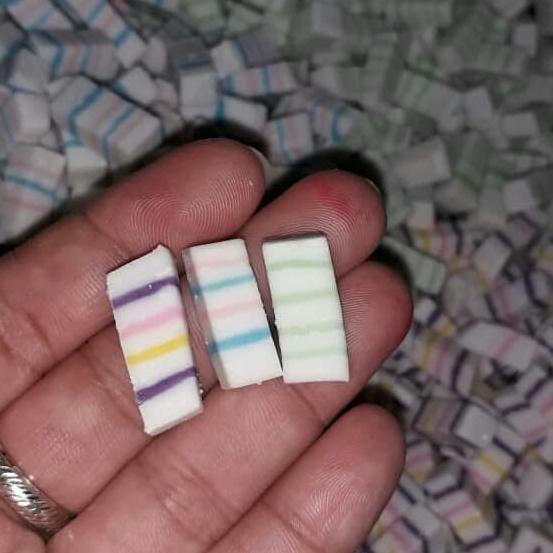 

SALE pacar cina rainbow 1kg