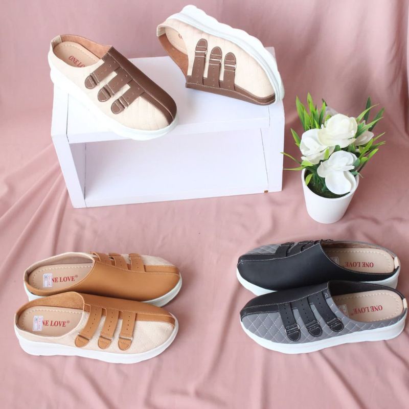 TUTONG WEDGES ONE LOVE NEW,SEPATU ONE LOVE,TUTONG HAK SUPER ONE LOVE,SANDAL CEWEK TRENDY