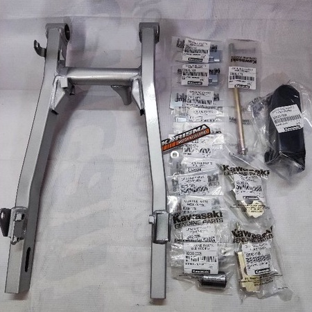 Swing Arm Lengan ayun Kaze Set Ori Kawasaki