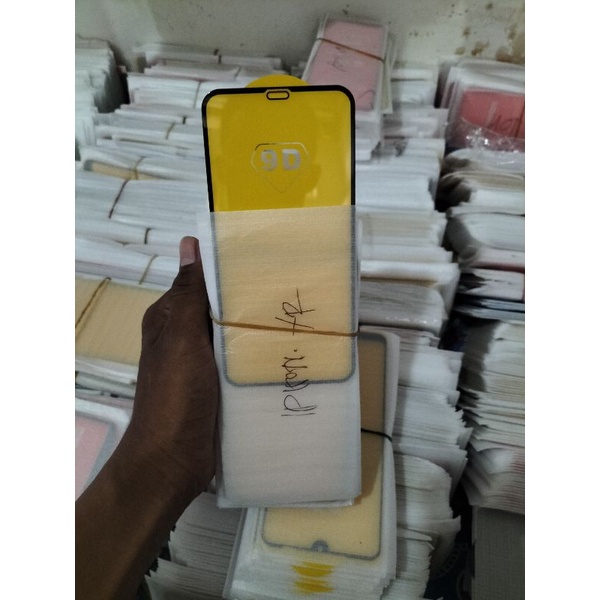 tempered glass full lapis hitam type HP iPhone XR