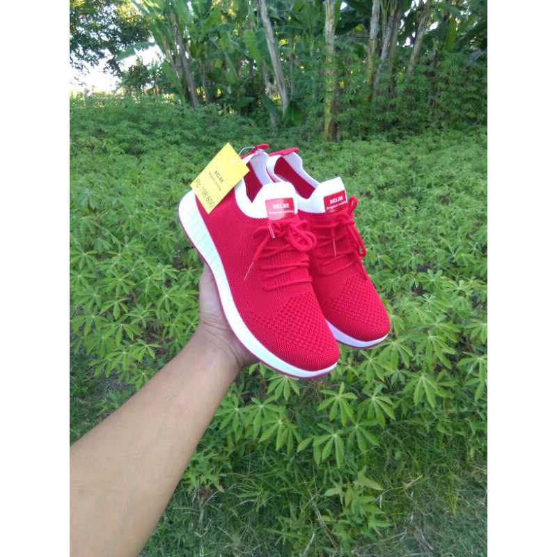 SepatuCewekBelbe