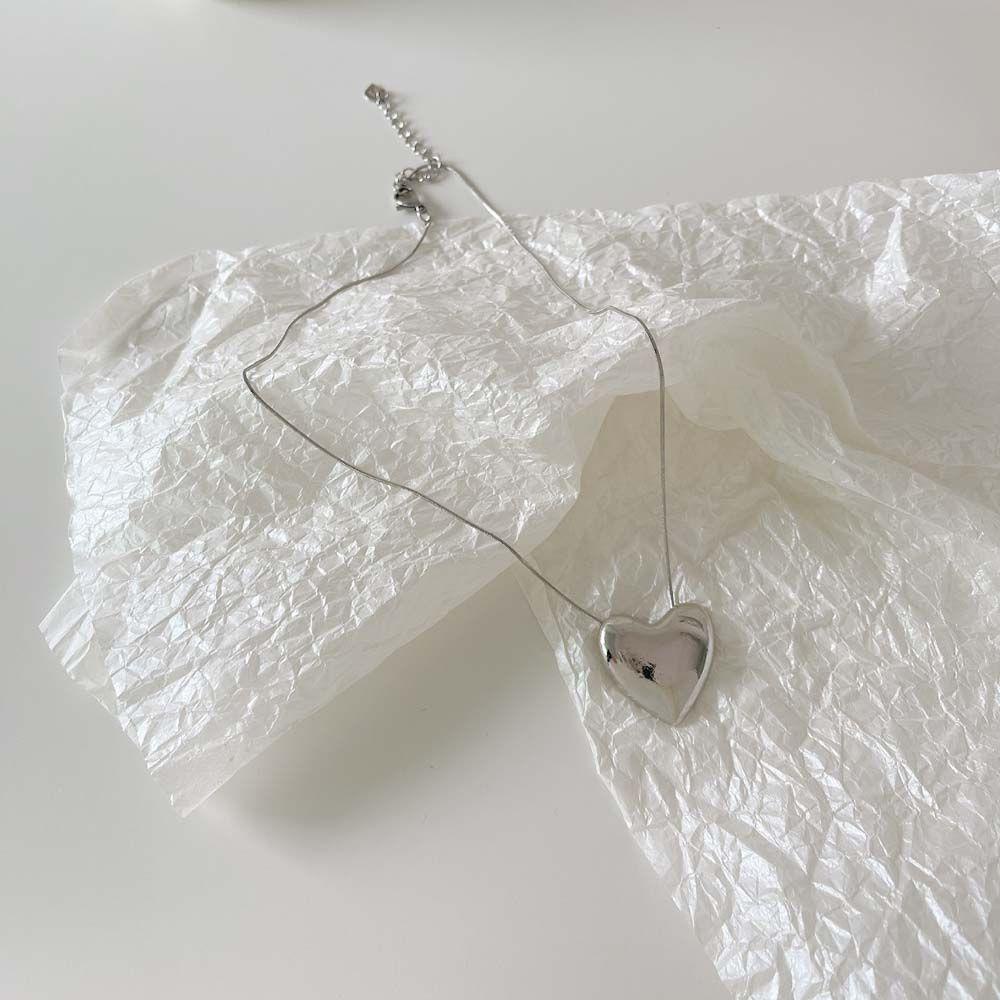 Agustina Wanita Kalung Temperamen Retro Cinta Liontin Korea Alloy Gadis Chocker