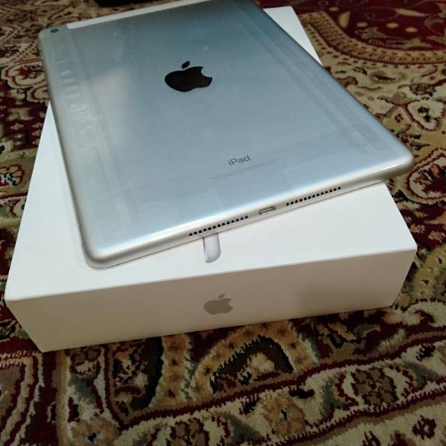 Ipad 6 32gb celuler + wifi like new