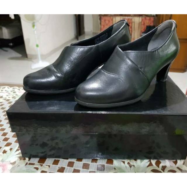 Preloved rockport