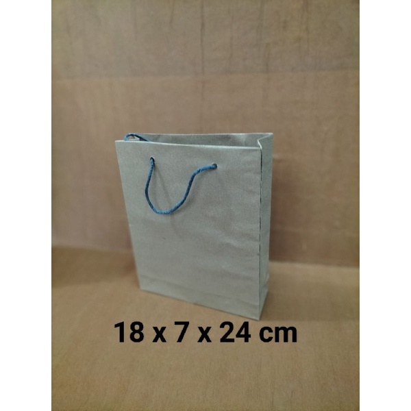 

Paper Bag 18x7x24 Kraft Polos Tas Kertas Hampers Souvenir