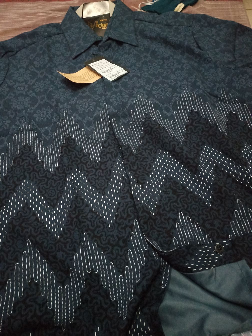 Arjuna Weda Kemeja Batik Pria Rangrang Isi