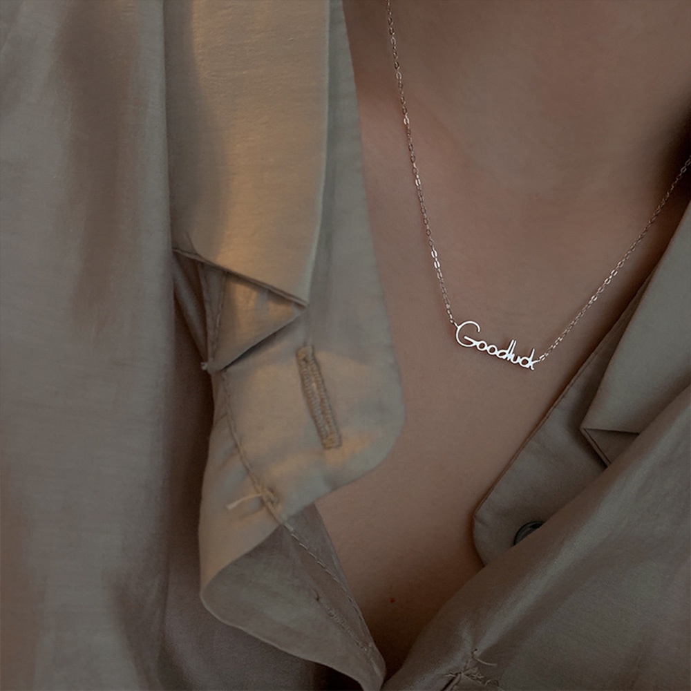 【COD Tangding】Goodluck Kalung Rantai Dengan Liontin Tulisan Goodluck Untuk Wanita