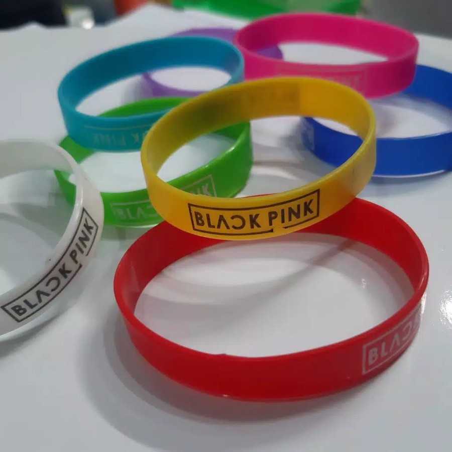 Gelang blackpink rubber karet black pink