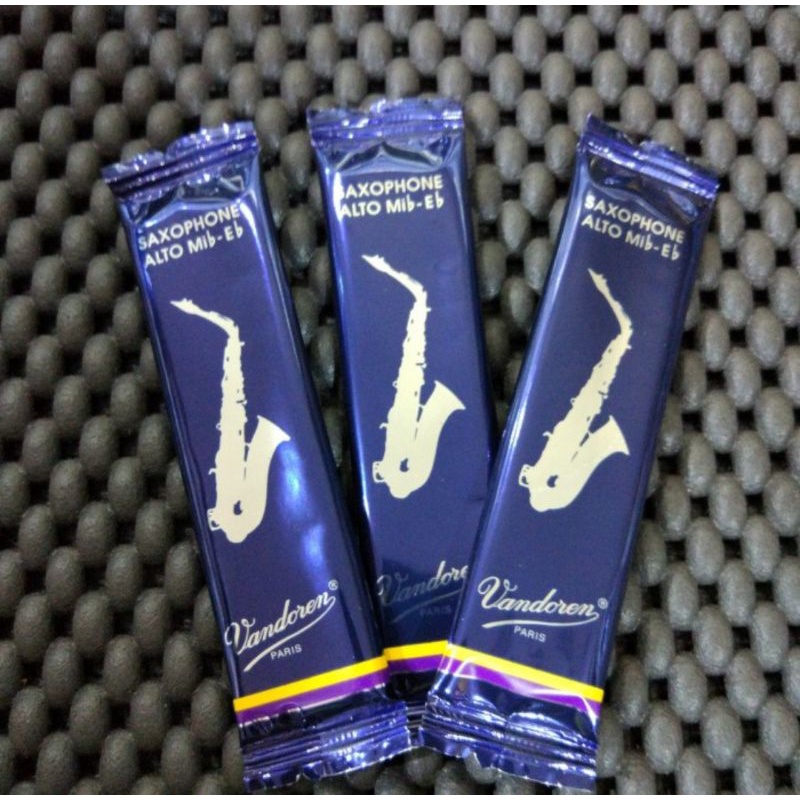 Vandoren Tradisional Paris alto - Reed saxophone Vandoren alto Ukuran 3 / 2 / 2.5