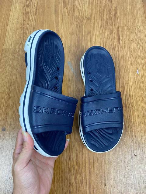 SKECHERS SANDAL / skechers sandal Pria caligear slide men