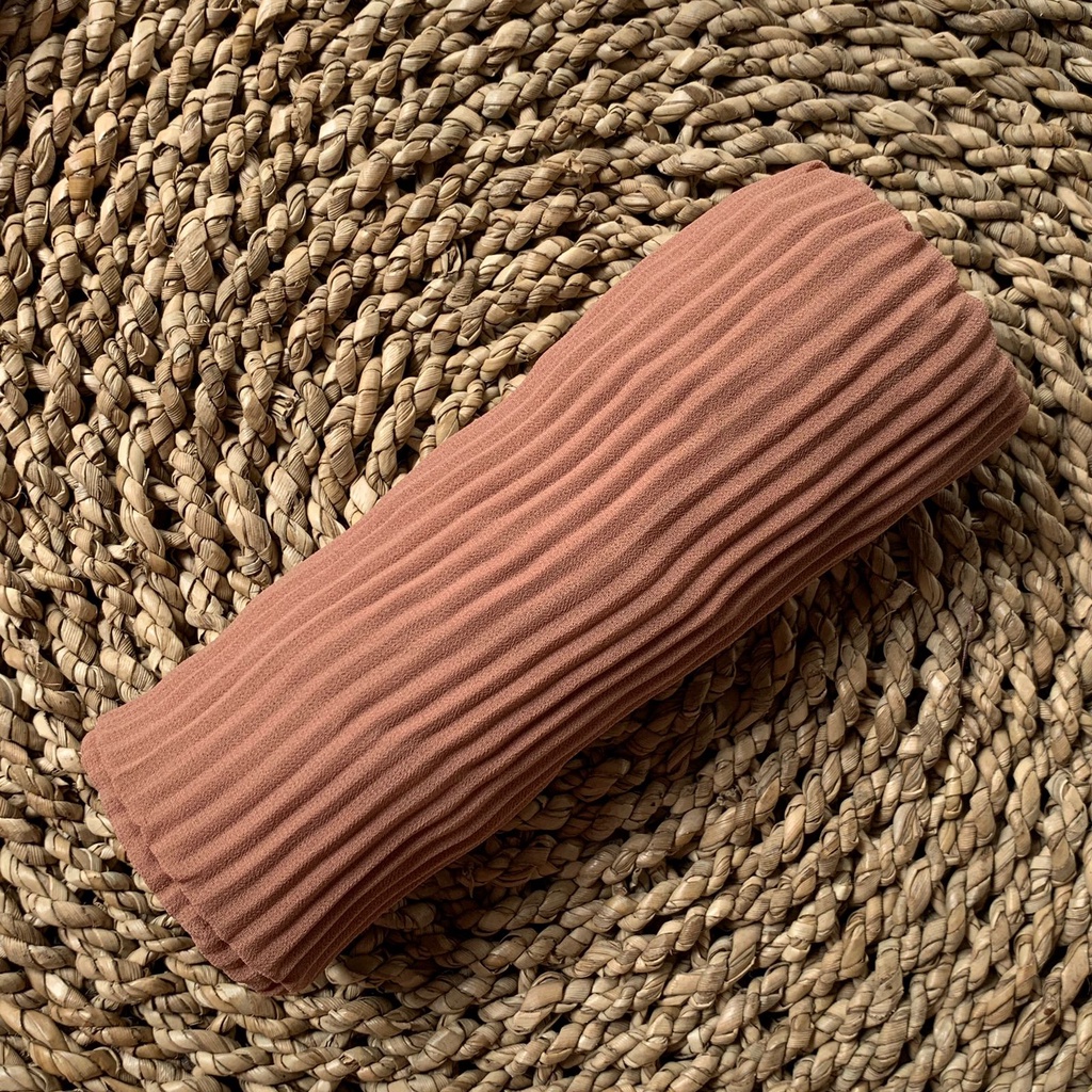 BERGO PLISKET LIDI PREMIUM Jilbab Instan tali Non tali Bahan Ceruty Jahit tepi-bronze non tali