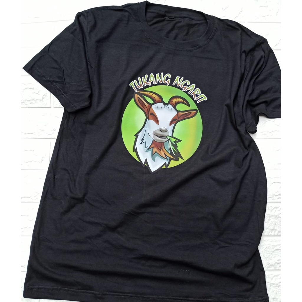 atasan baju kaos tukang ngarit peternak kambing