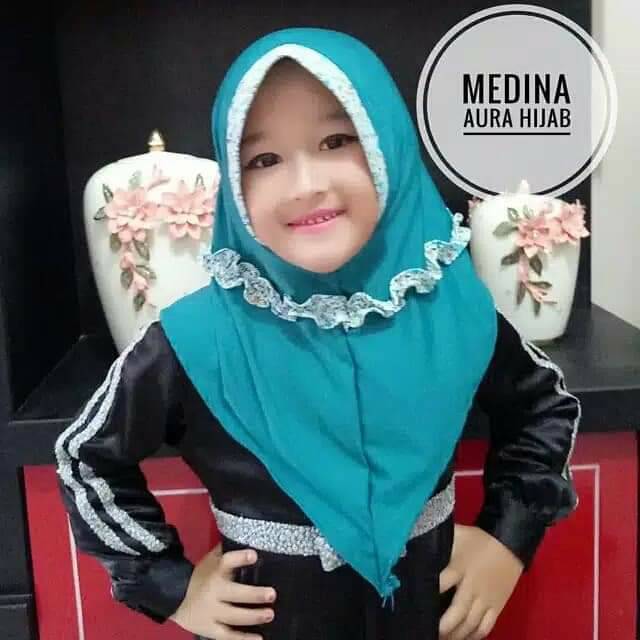 Medina hijab