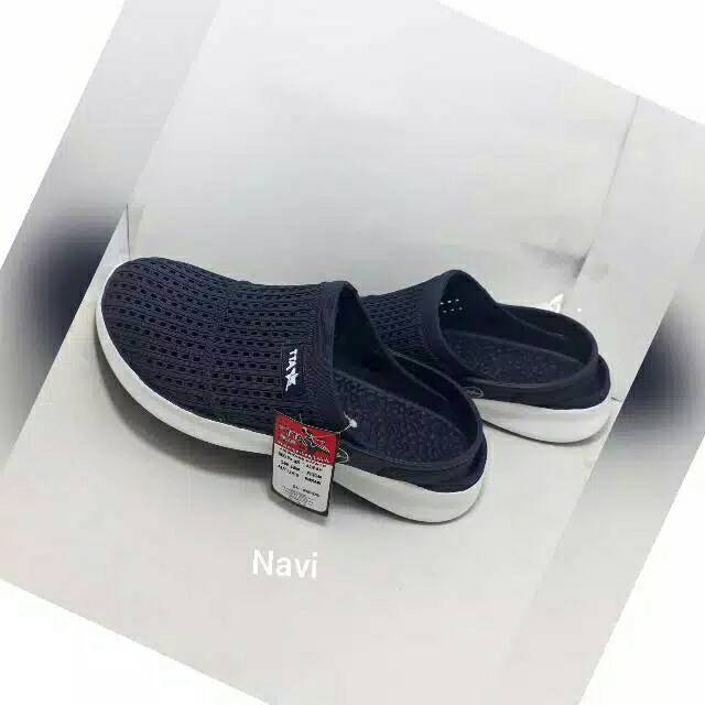 Sepatu sandal att