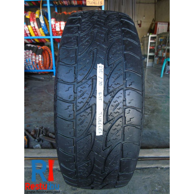 Ban Tubeles Bridgestone Dueler 235/70 R15