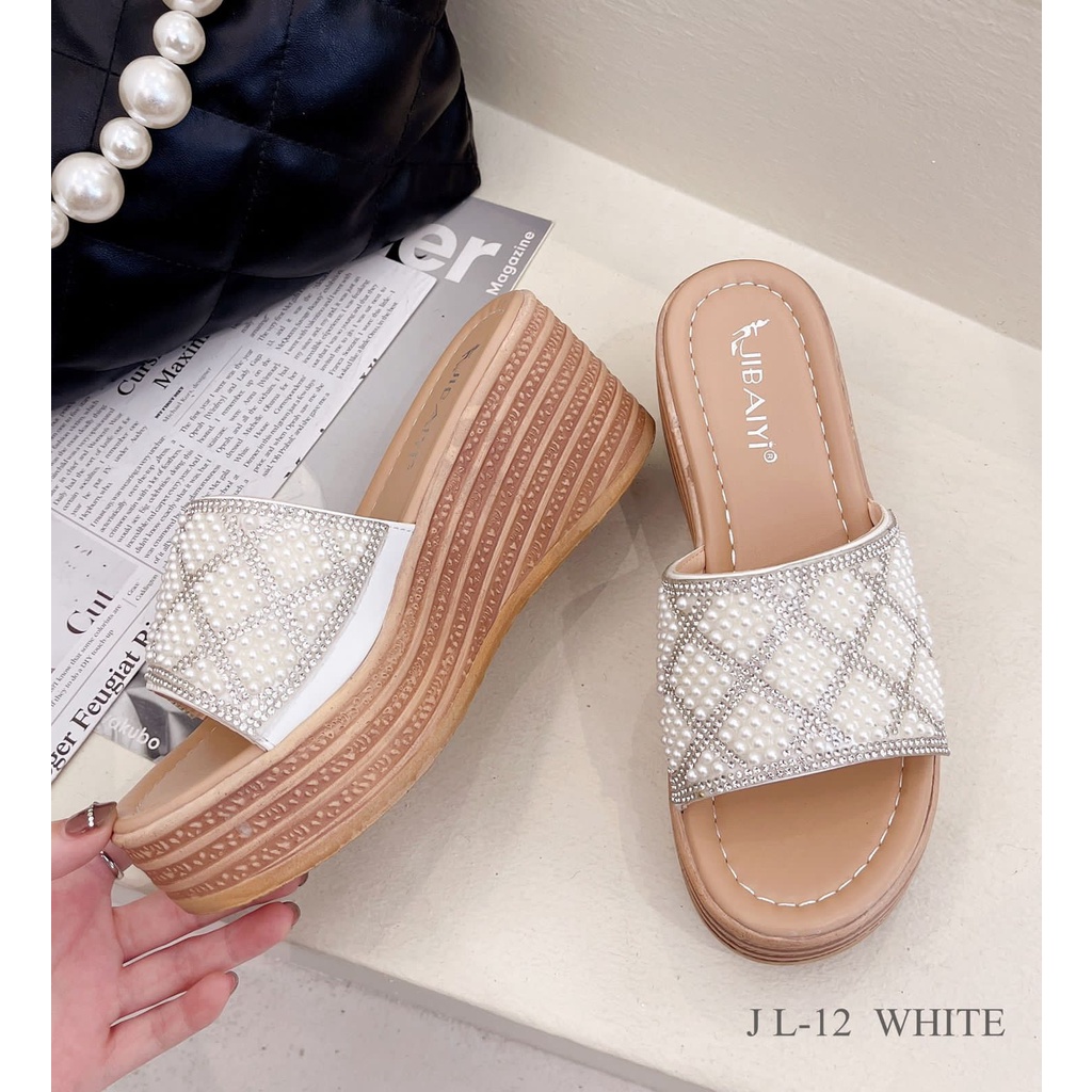 SANDAL WEDGES MUTIARA DEBRA FASHION L-12