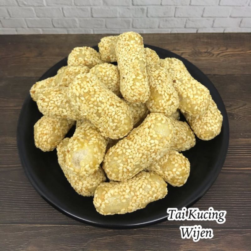 tai kucing wijen.