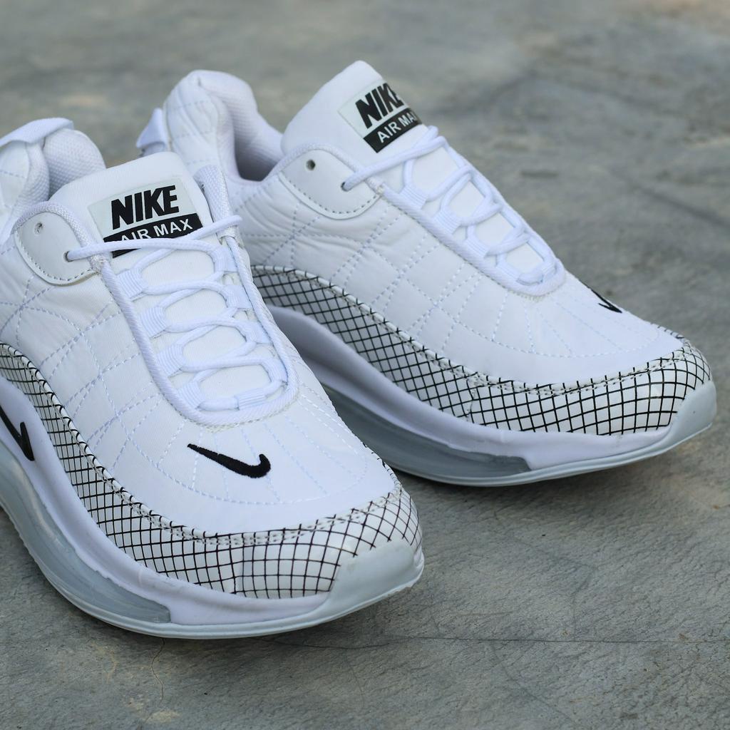 BARU AM 720 ALL WHITE SEPATU PRIA