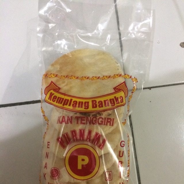 

Kerupuk kemplang bangka PURNAMA