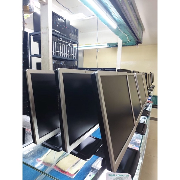 MONITOR MURAH DELL/HP 17-19inch SQUARE LIKE NEW KOMPLIT KABLE ORI