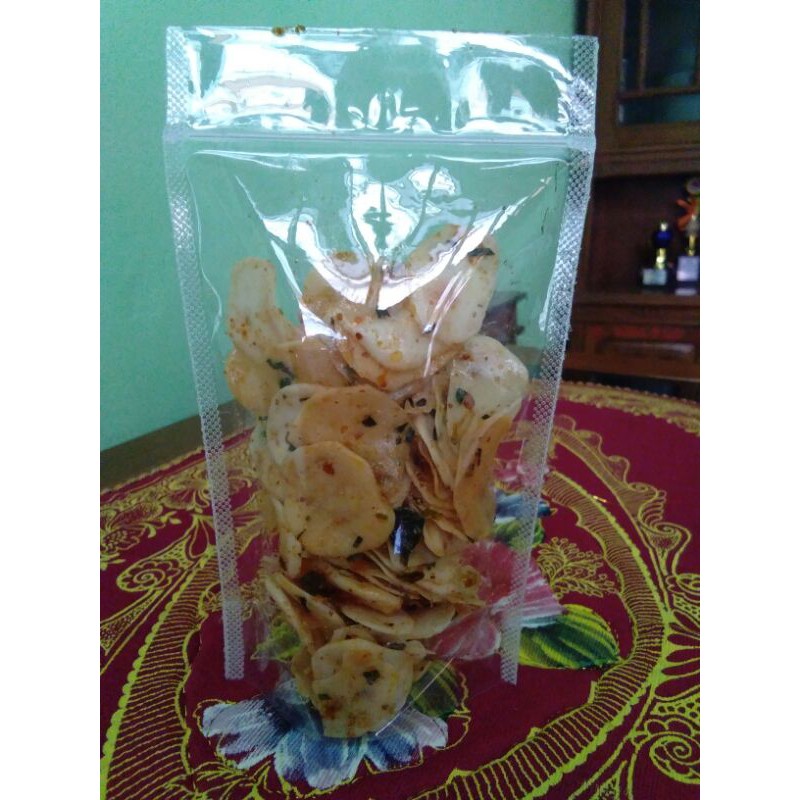 

seblak kerupuk kering daun jeruk
