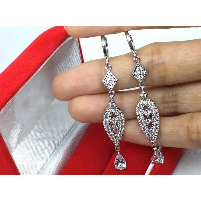 promo Anting Panjang Pesta Lapis Emas Putih Batu Berlian Imitasi - BE090
