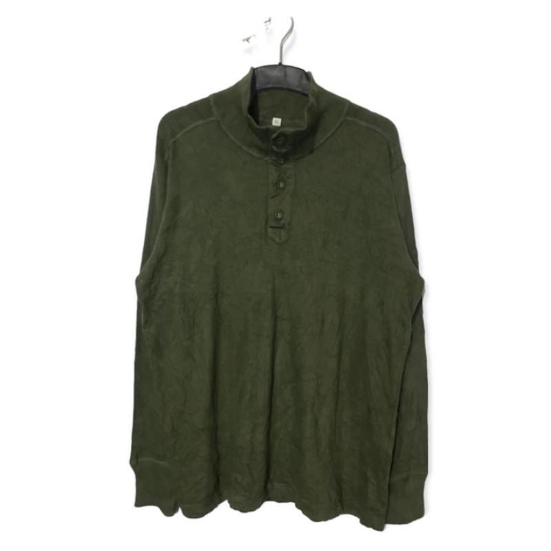 crewneck uniqlo hijau army