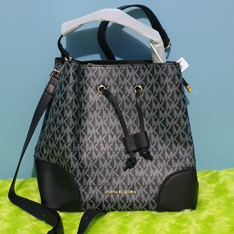 Tas Michael Kors/MK serut Hitam MIRROR Reprice AMBYARR