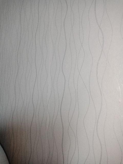 Wallpaper Dinding Uk 45cmx10m Kode 3085 Salur Silver Putih