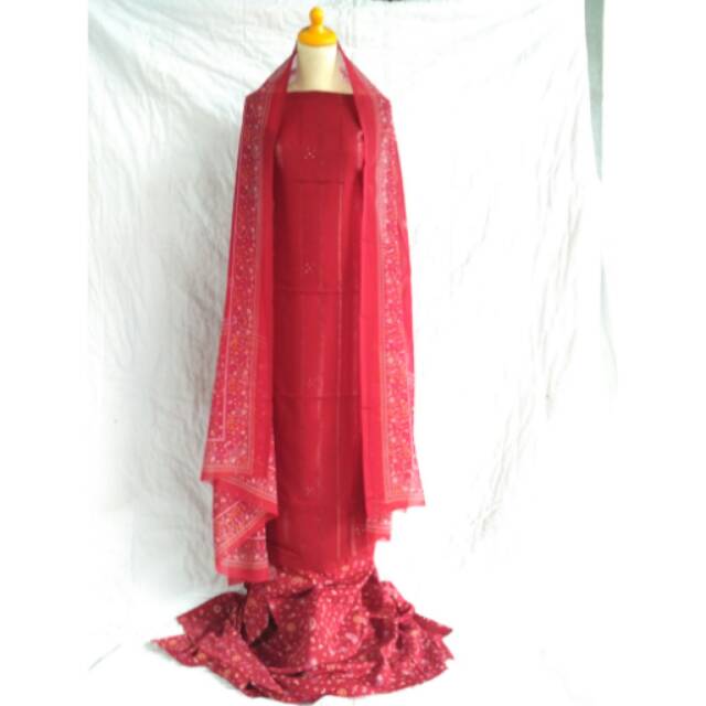 Kain saree / sari India rintik merah