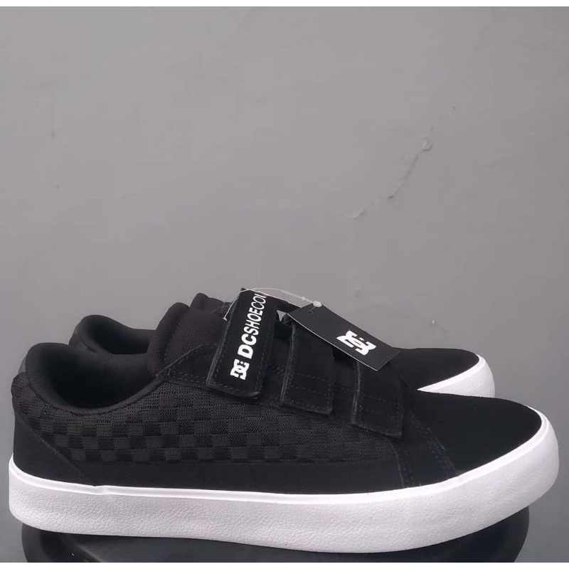 dc velcro shoes