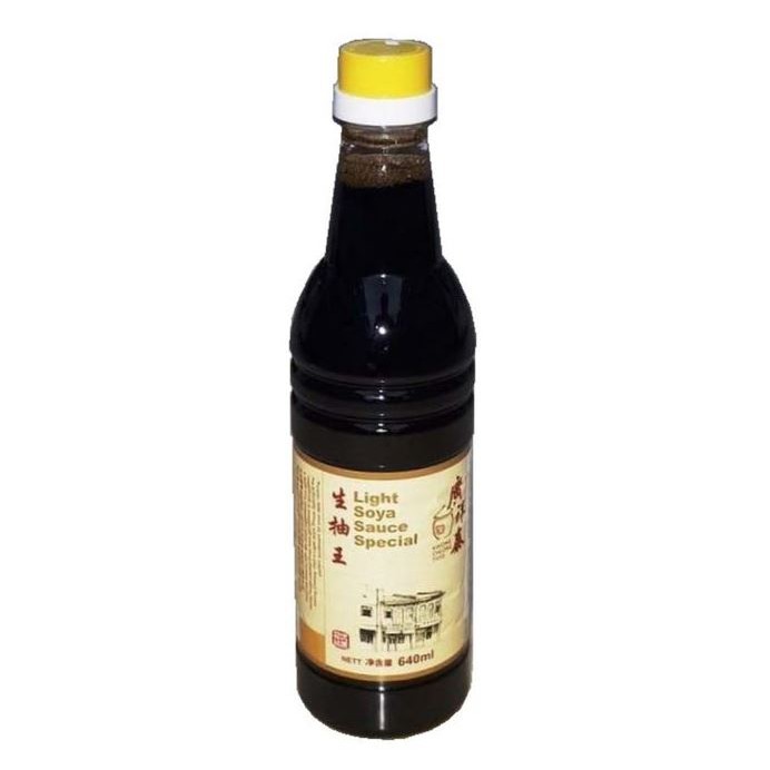 [HALAL] KCT Kwong Cheong Thye Light Soya Sauce Special 640ml