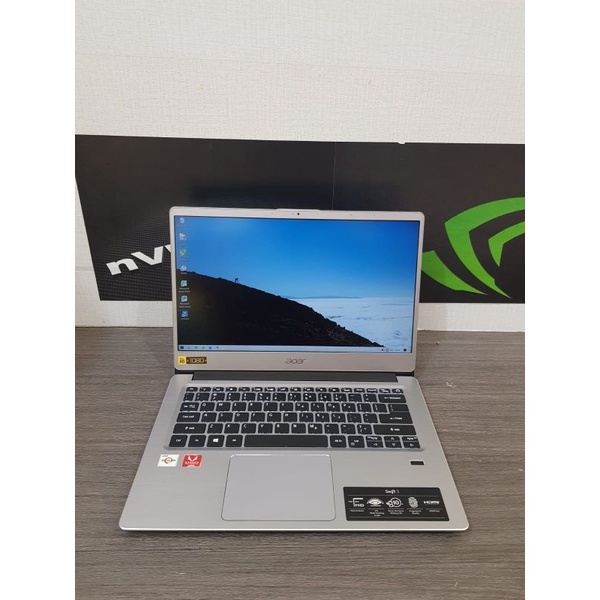 Acer Swift 3 SF314-31 Windows OriAMD ATHLON 300U - Laptop Second Acer