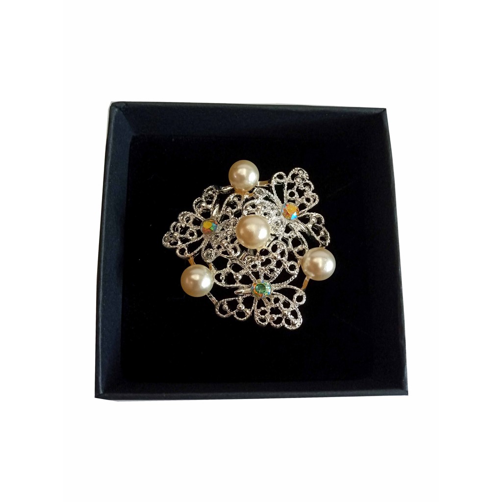 Bros Brooch Pin Dada seri Mutiara Silver Putih Random