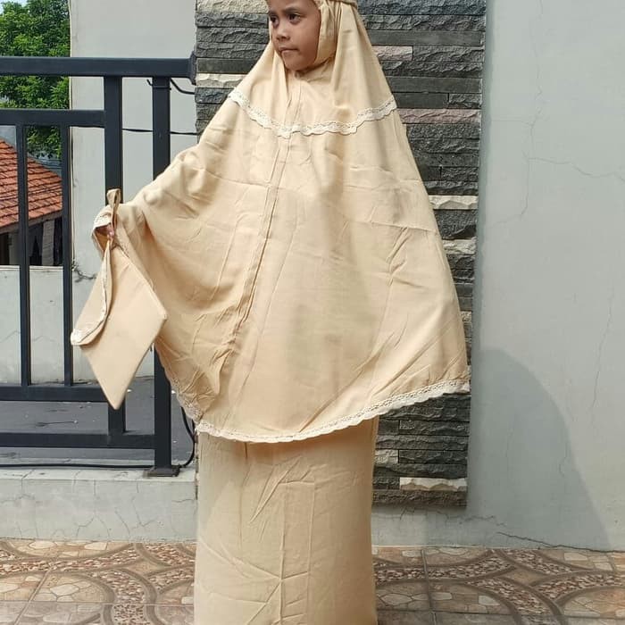 @Kml~2939 S (2-3 Tahun) Mukena Anak Rukuh Anak Salmenta Bahan AC899  Katun Rayon Renda Coklat Muda